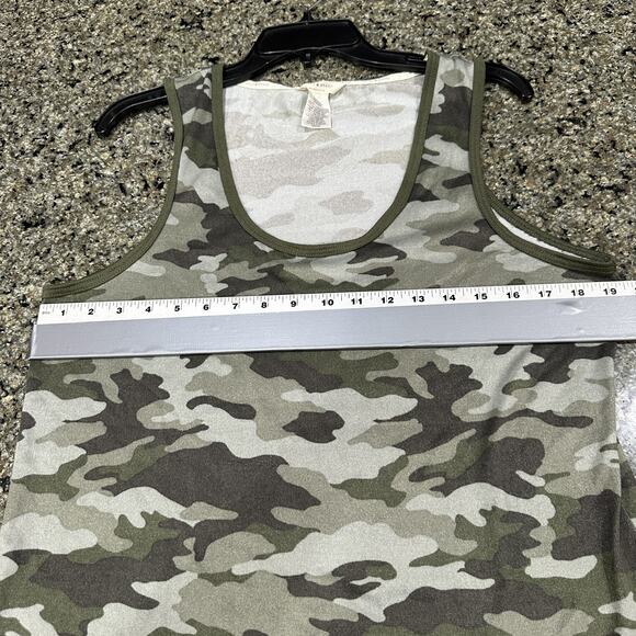 Lucky Brand Shirt Womens Extra Large Green Camo Tank Top Sleeveless Athletic Gym - Picture 4 of 5